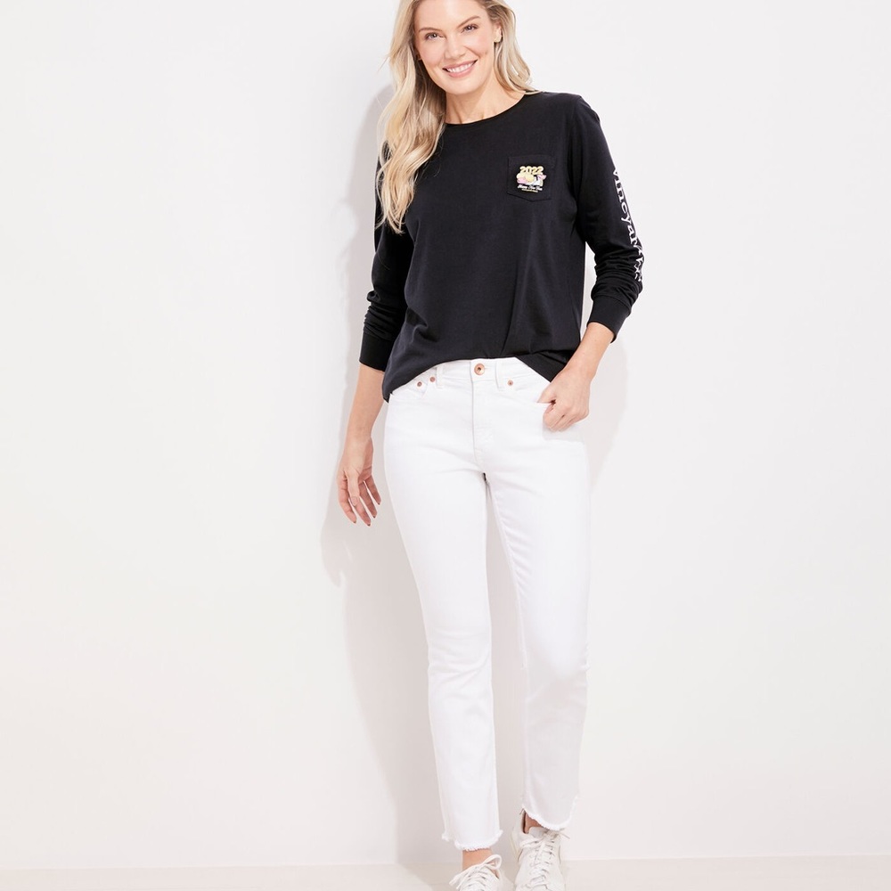 NWT Vineyard Vines New Years Eve Long-Sleeve Pocket Tee